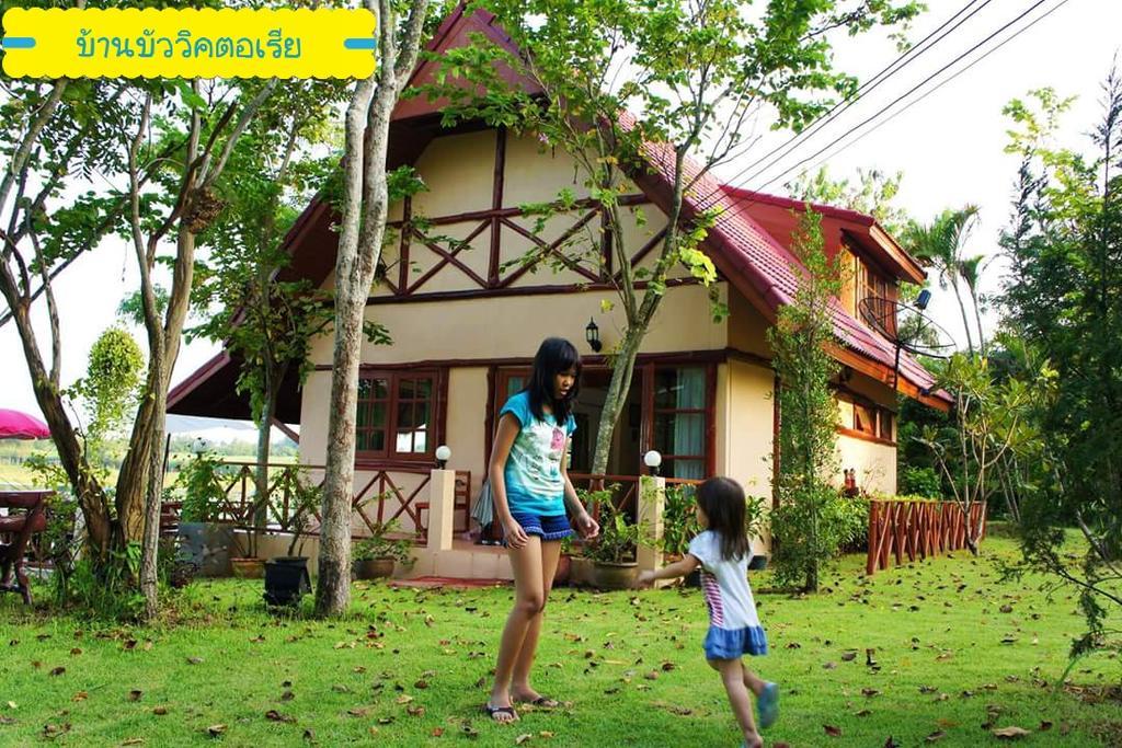 Golden Lake View Boutique Resort Kanchanaburi Esterno foto