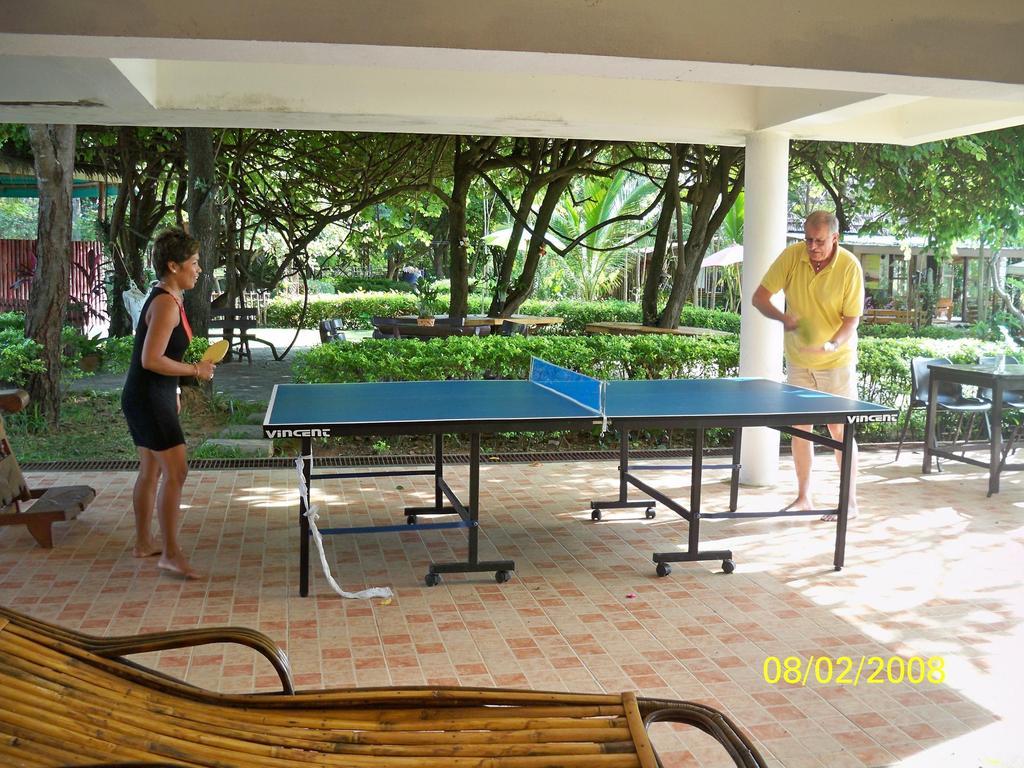 Golden Lake View Boutique Resort Kanchanaburi Esterno foto